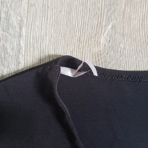 ⭐3/$25⭐ NWT Reitmans Women's Abstract Blouse Size LP - Picture 15 of 15